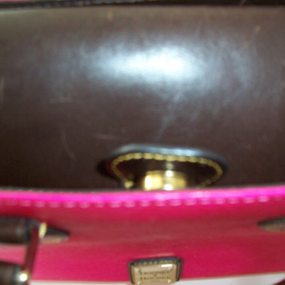 Donney & Burke purse, hot pink with cocoa brown trim - Picture 3 of 3